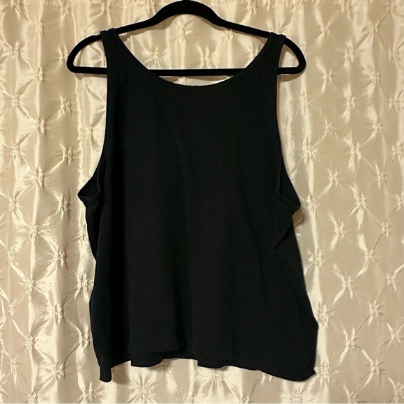 Volcom Black “To The Bank Tank” Top Black Organic Cotton Smiley Flowers - Picture 3 of 9